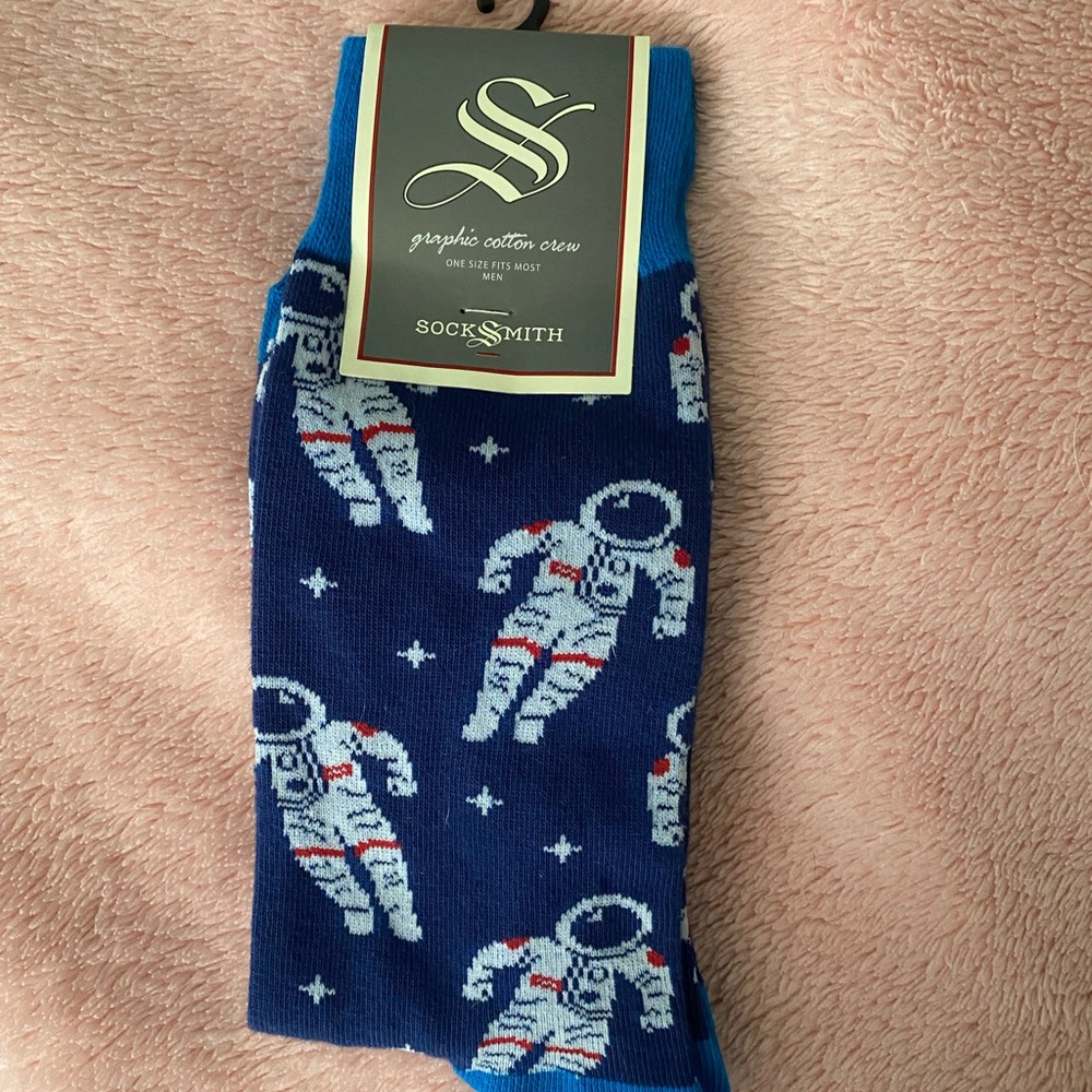💖NWT Astronaut Crew Socks